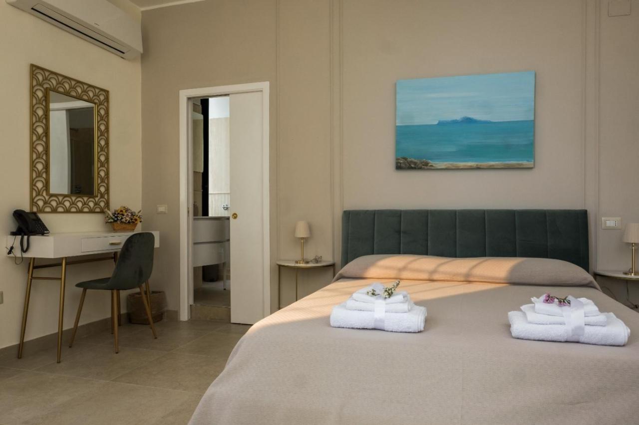 Bed and Breakfast Residenza d’epoca Chiostro San Francesco Napoli Esterno foto