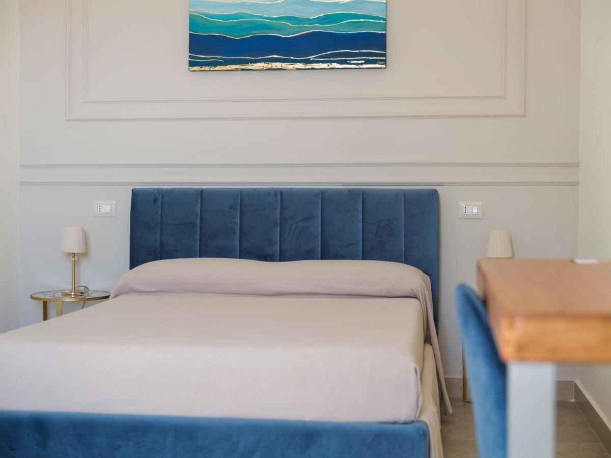 Bed and Breakfast Residenza d’epoca Chiostro San Francesco Napoli Esterno foto
