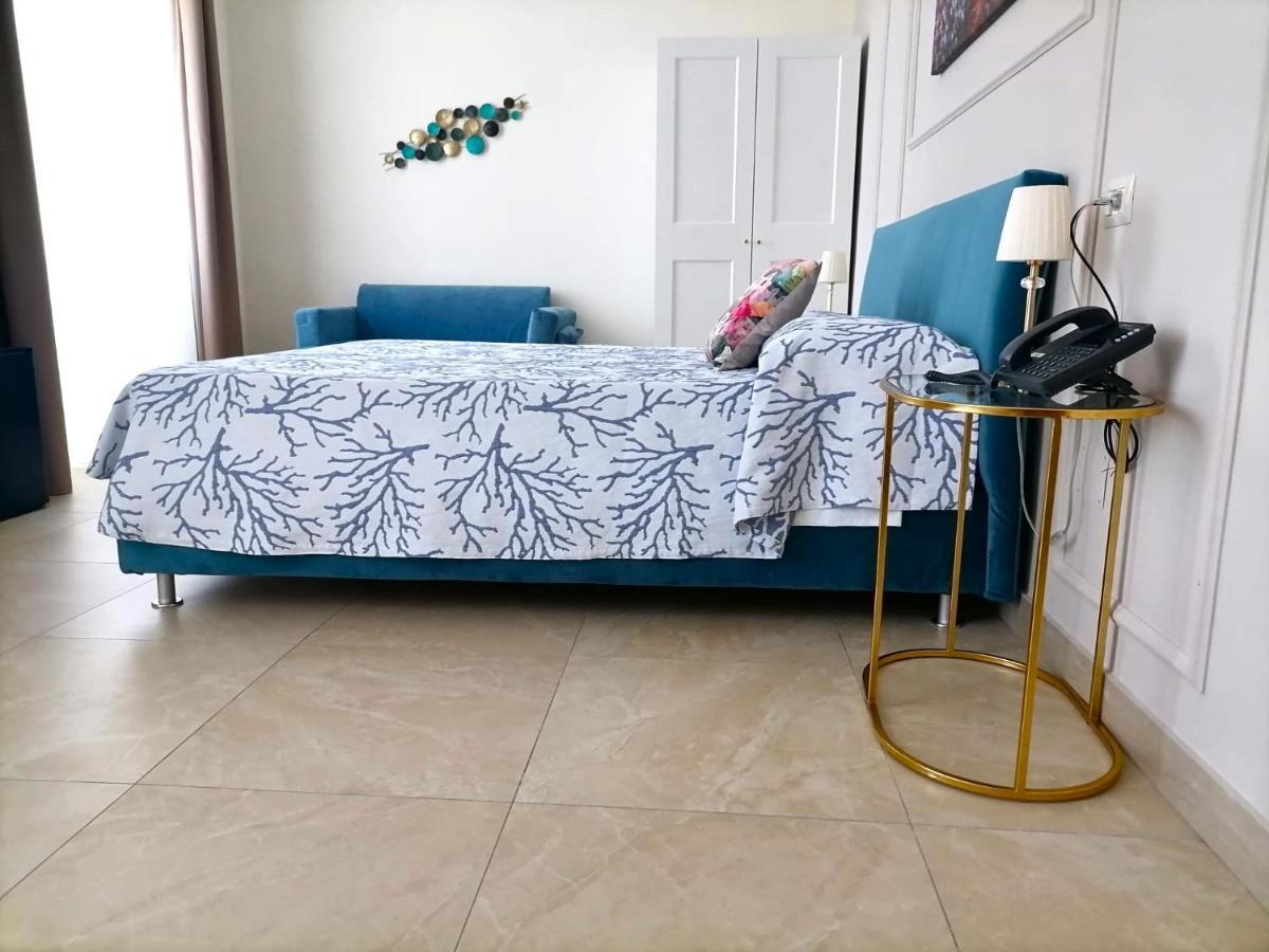 Bed and Breakfast Residenza d’epoca Chiostro San Francesco Napoli Esterno foto